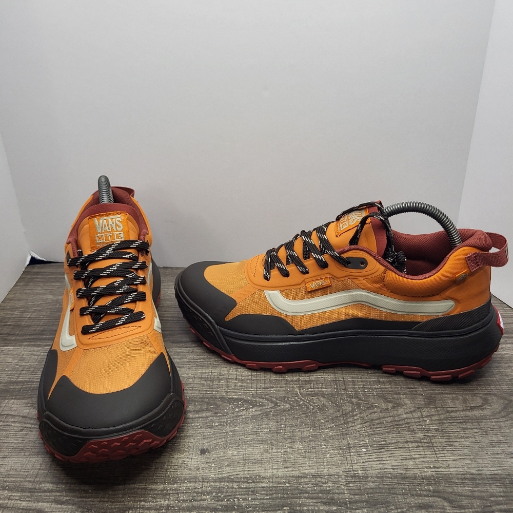 Vans U MTE Crosspath Mid Hiking Shoe Men's Size 9 Wms 10.5 Orange New